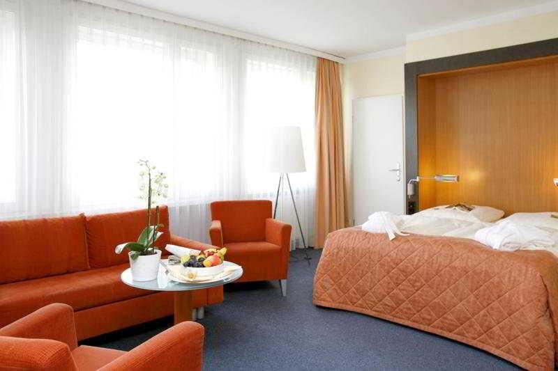 Novum Hotel Ambassador Hamburgo Habitación foto